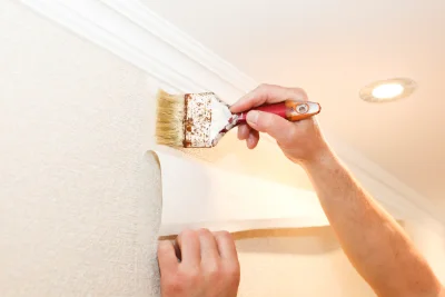 Pose de papier peint à Gorre — revêtements muraux et toiles de verre